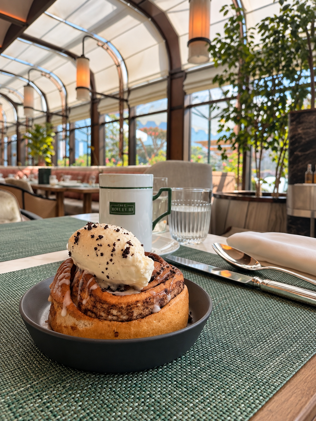 Café Boulud interior detail