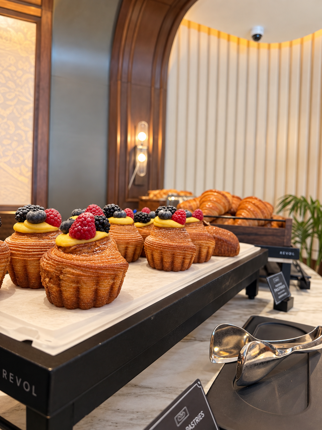 Café Boulud French interior detail